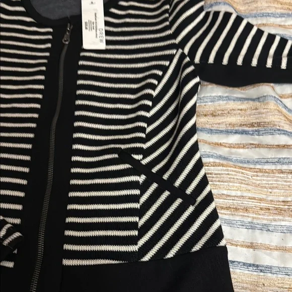 BNWT! Retail $225! DREW Black and IVORY Striped Knit BLASER TYPE